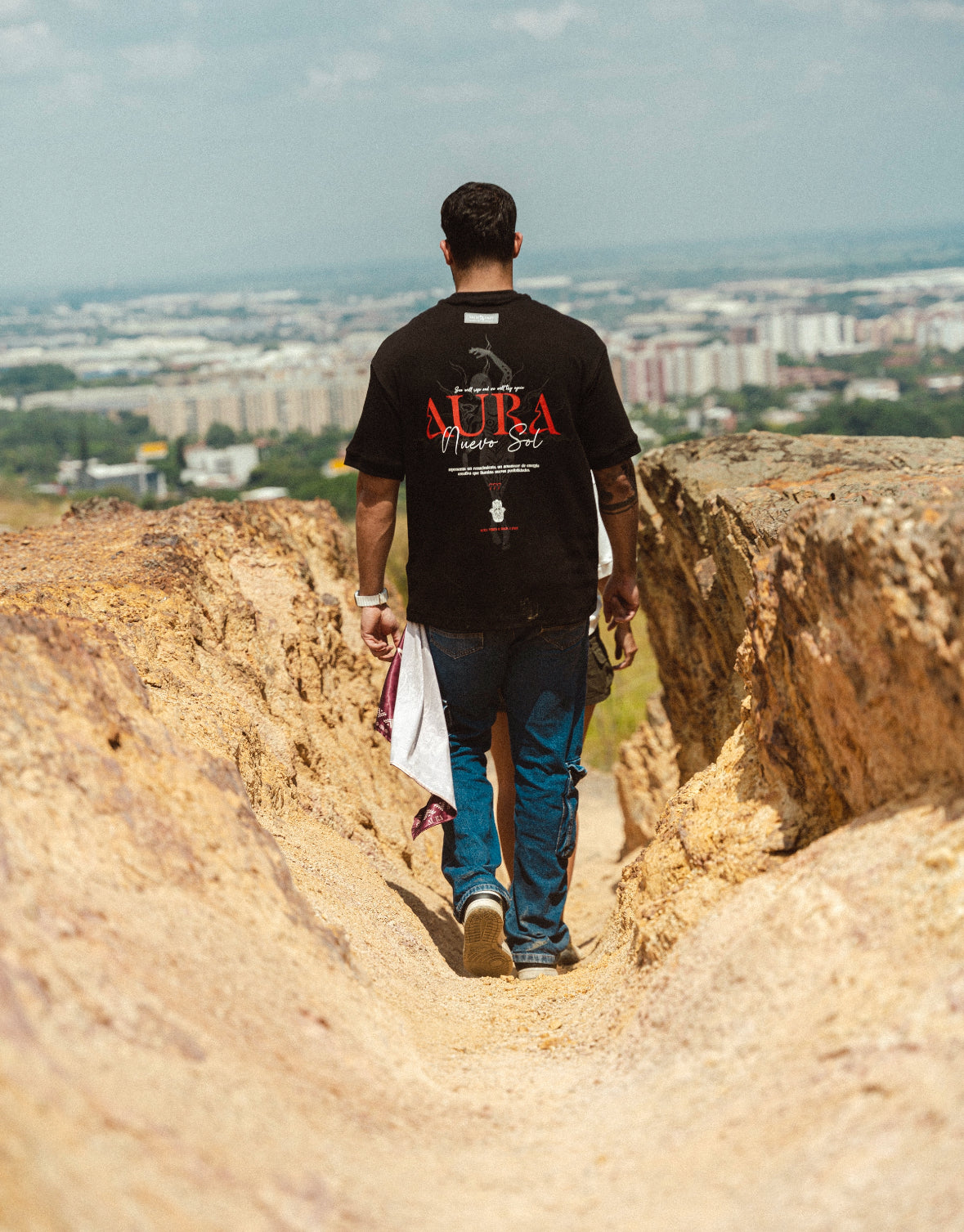 Camiseta Aura Vibes “Nuevo sol”