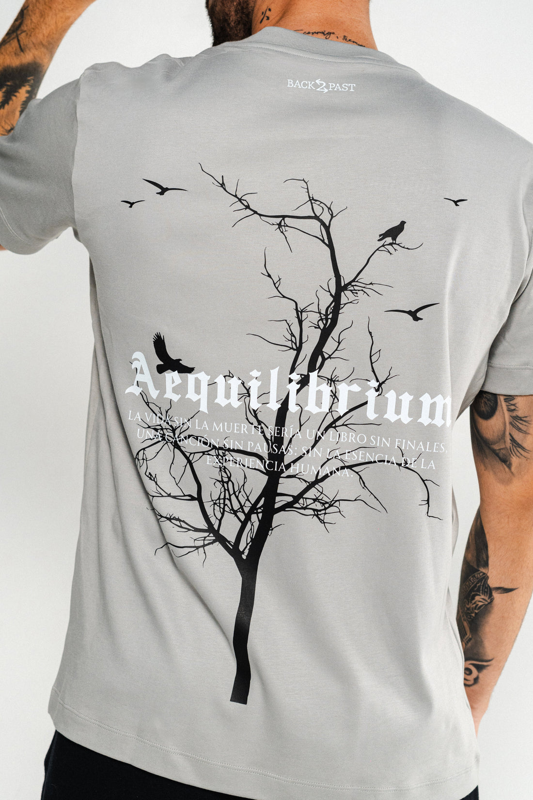 Esta camiseta la creamos inspirado en el Dios Hades y su historia con persefone…